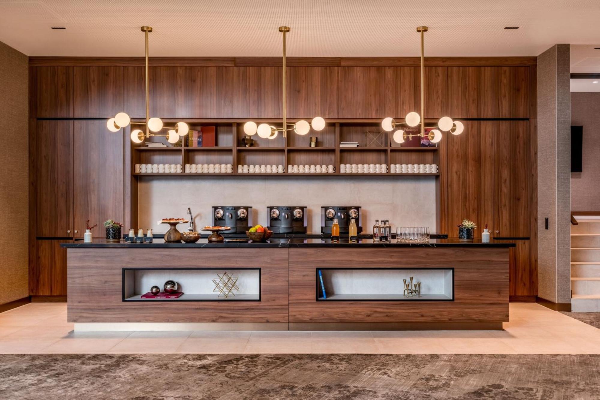 Geneva Marriott Hotel ميرين المظهر الخارجي الصورة