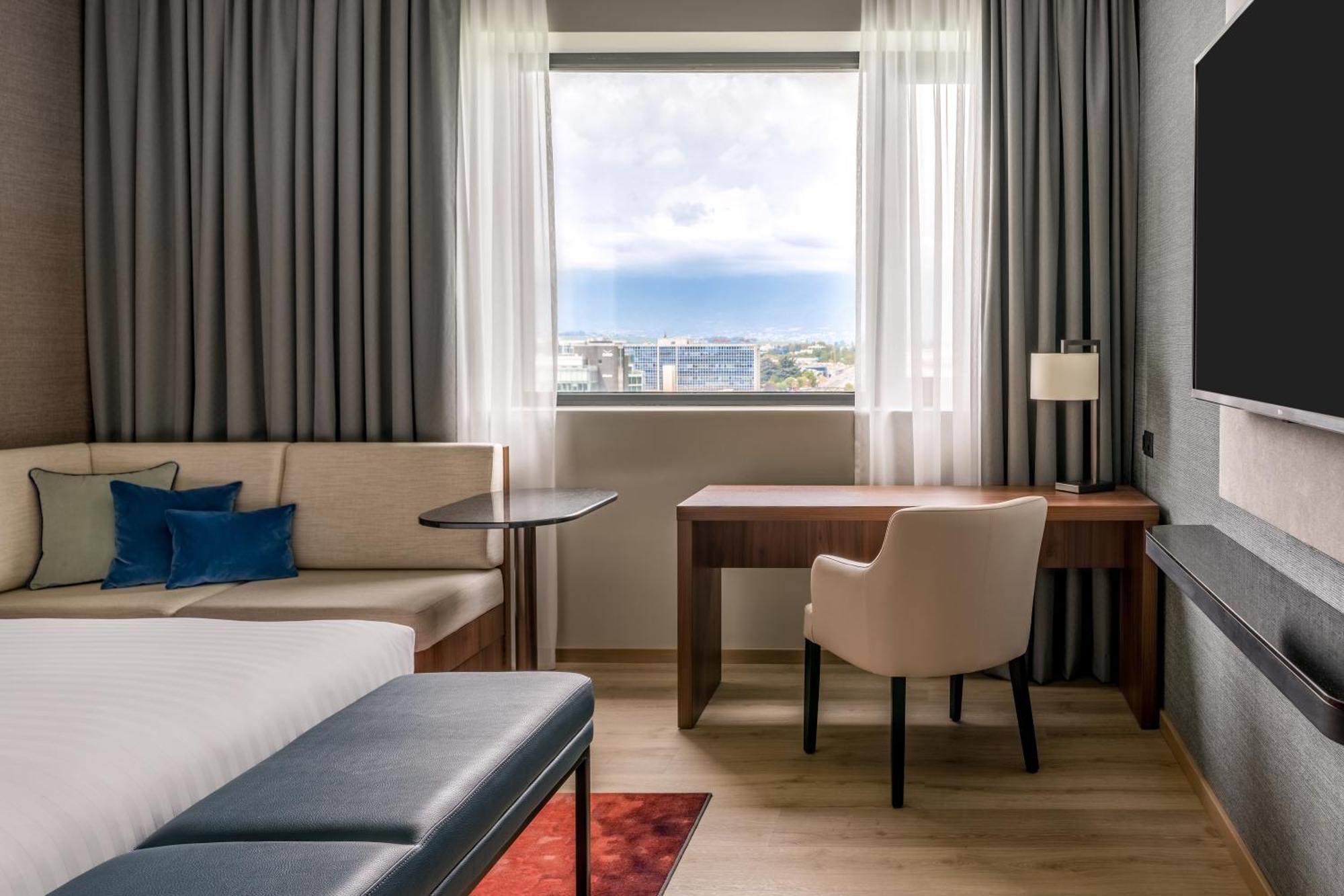 Geneva Marriott Hotel ميرين المظهر الخارجي الصورة